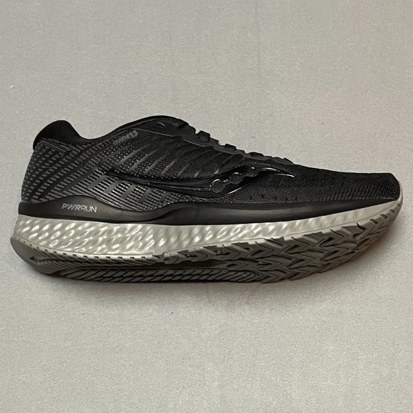NIB Saucony Women's Guide 13 Running Shoes -- Blackout -- Size 6 - Picture 1 of 8